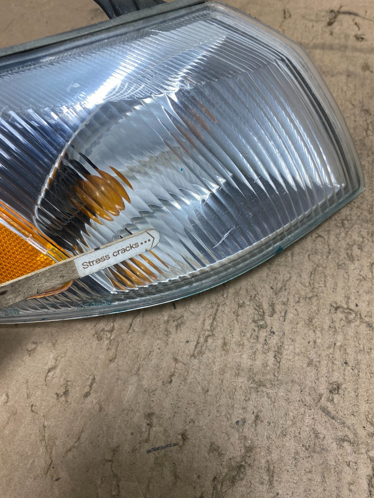 1997 1998 1999 Toyota Camry Right Passenger RH Turn Signal S5317 DW4