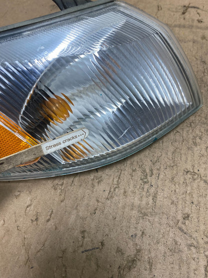 1997 1998 1999 Toyota Camry Right Passenger RH Turn Signal S5317 DW4