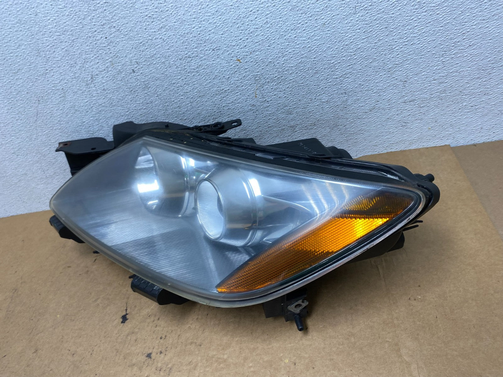 Halogen 2007 2008 2009 Mazda CX-7 Left Driver Headlight AE3258 DW1
