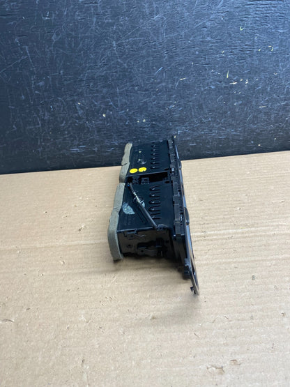 2009 to 2012 Audi Q5 Center Dashboard Air Vent ag0126 DG1
