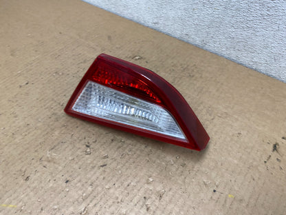 2011 to 2014 Hyundai Sonata Right Passenger Rh Inner Tail Light Oem L8725 DW2