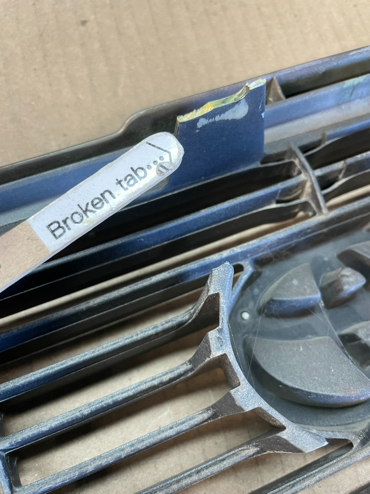 1995 1996 1997 Toyota Avalon Front Upper Grill Grille OEM AC2007 DG5