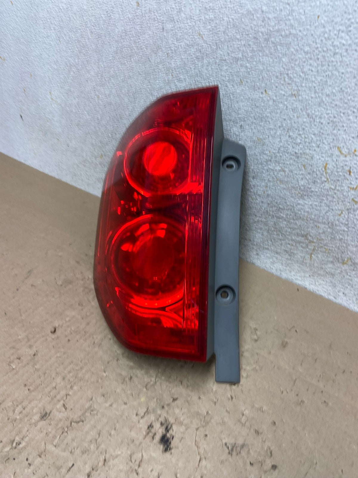 2003 2004 2005 Honda Pilot Left Driver LH Side Tail Light AI2455 LK1