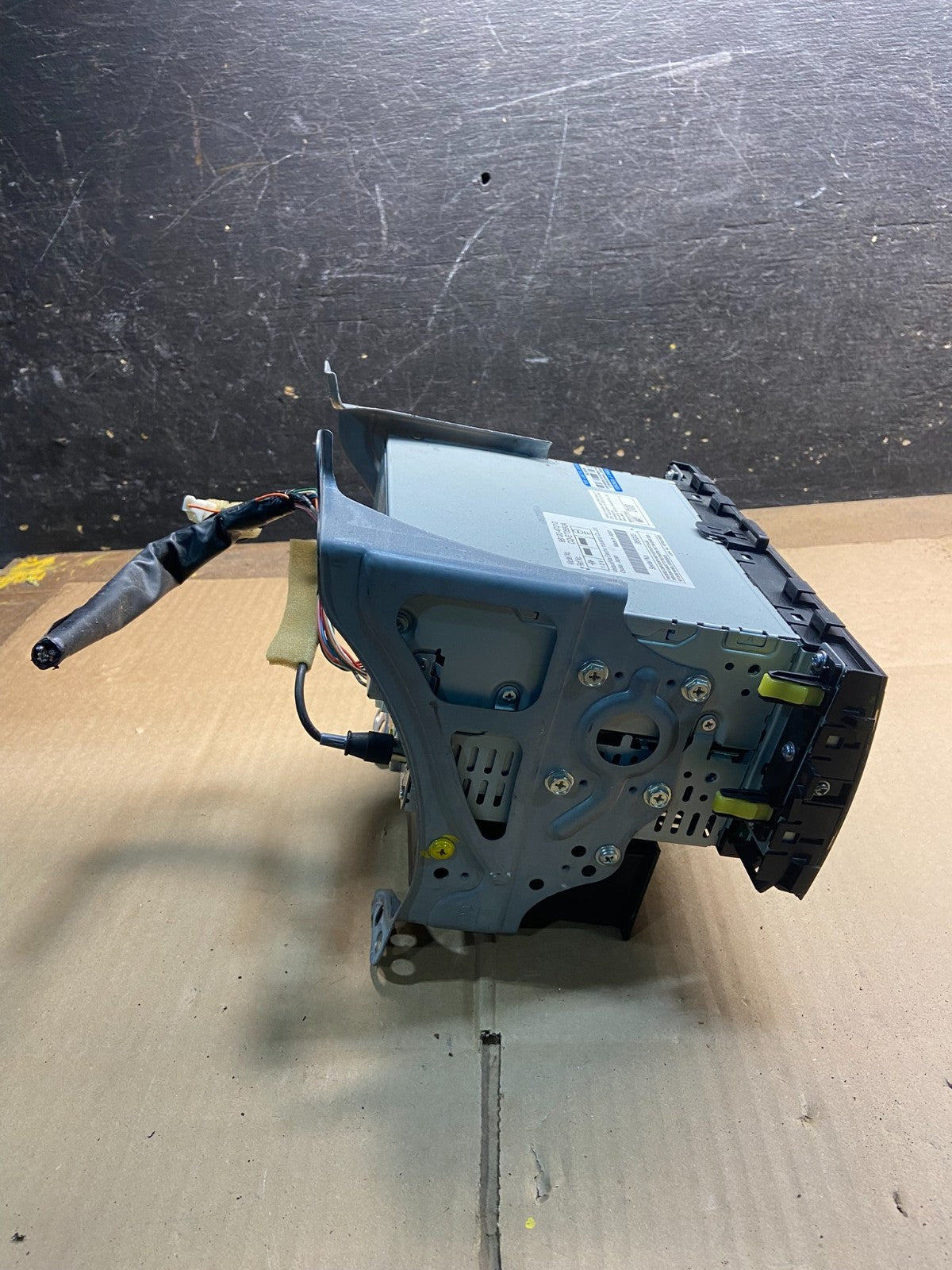 2006 to 2009 Toyota Prius OEM Radio AM/FM CD Player Oem Y4402 DG4