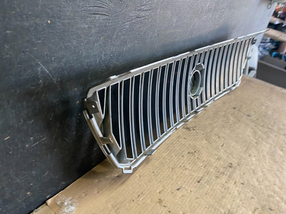 2004 to 2007 Mercury Monterey Front Upper Grill Grille Oem p0184 DG9