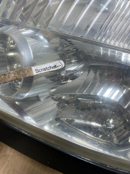 2004 to 2007 Nissan Armada Left+Right Side Set Headlights AC8289 DW4