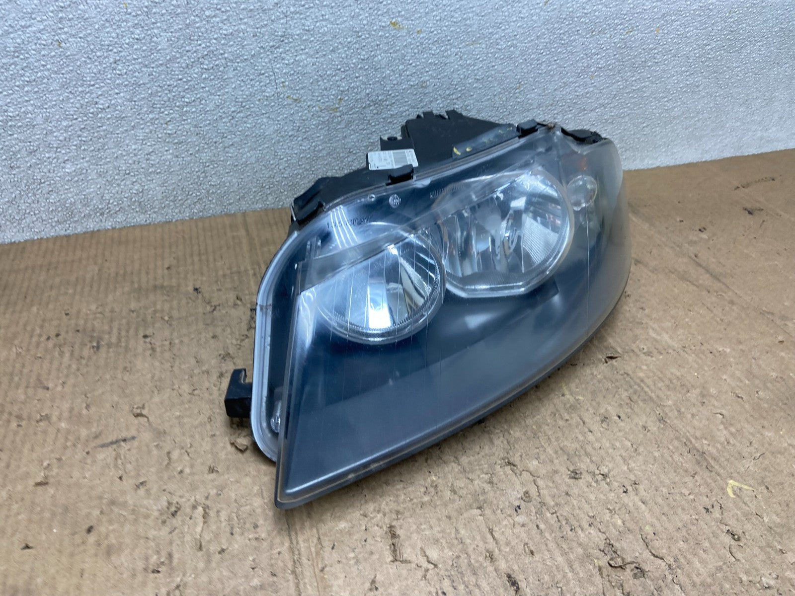 2005 to 2008 Audi A3 Left Driver LH Side Halogen Headlight OEM AA8402 DW2