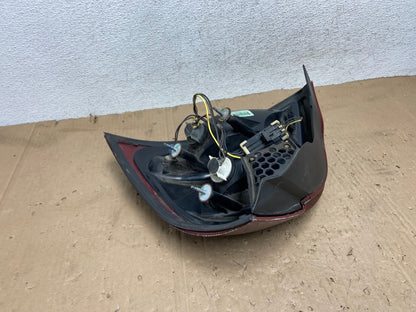 2004 to 2008 Pontiac Grand Prix Left Driver LH Side Tail Light AE9396 LK6