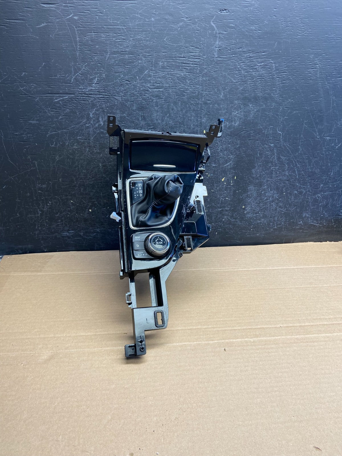 2016 - 2022 Infiniti Q50 Center Console Shifter Floor Trim Bezel AG0452 DG0