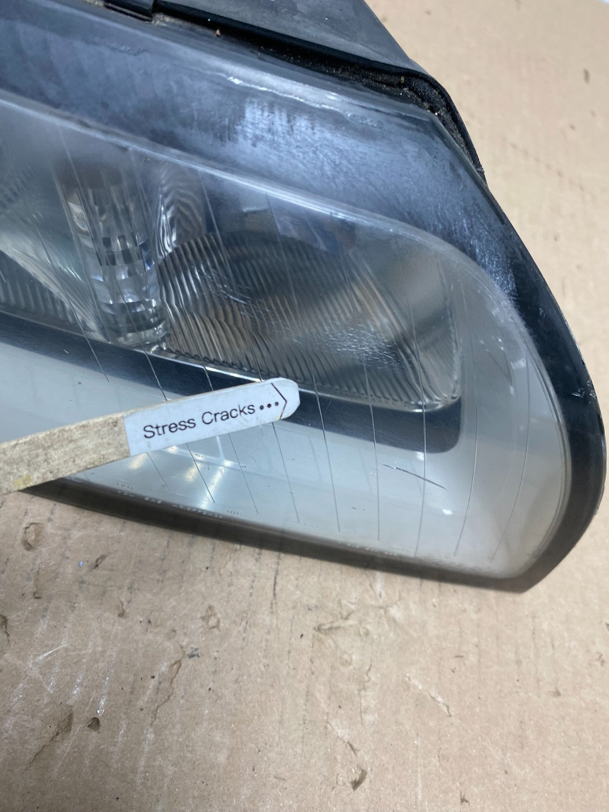 2008 to 2011 Volvo S40 Right Passenger RH Halogen Headlight AF3191 DG4