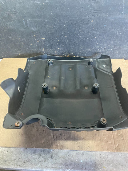 2001 - 2005 Hyundai Santa Fe 2.7L V6 Engine Motor Cover q5897 DG5