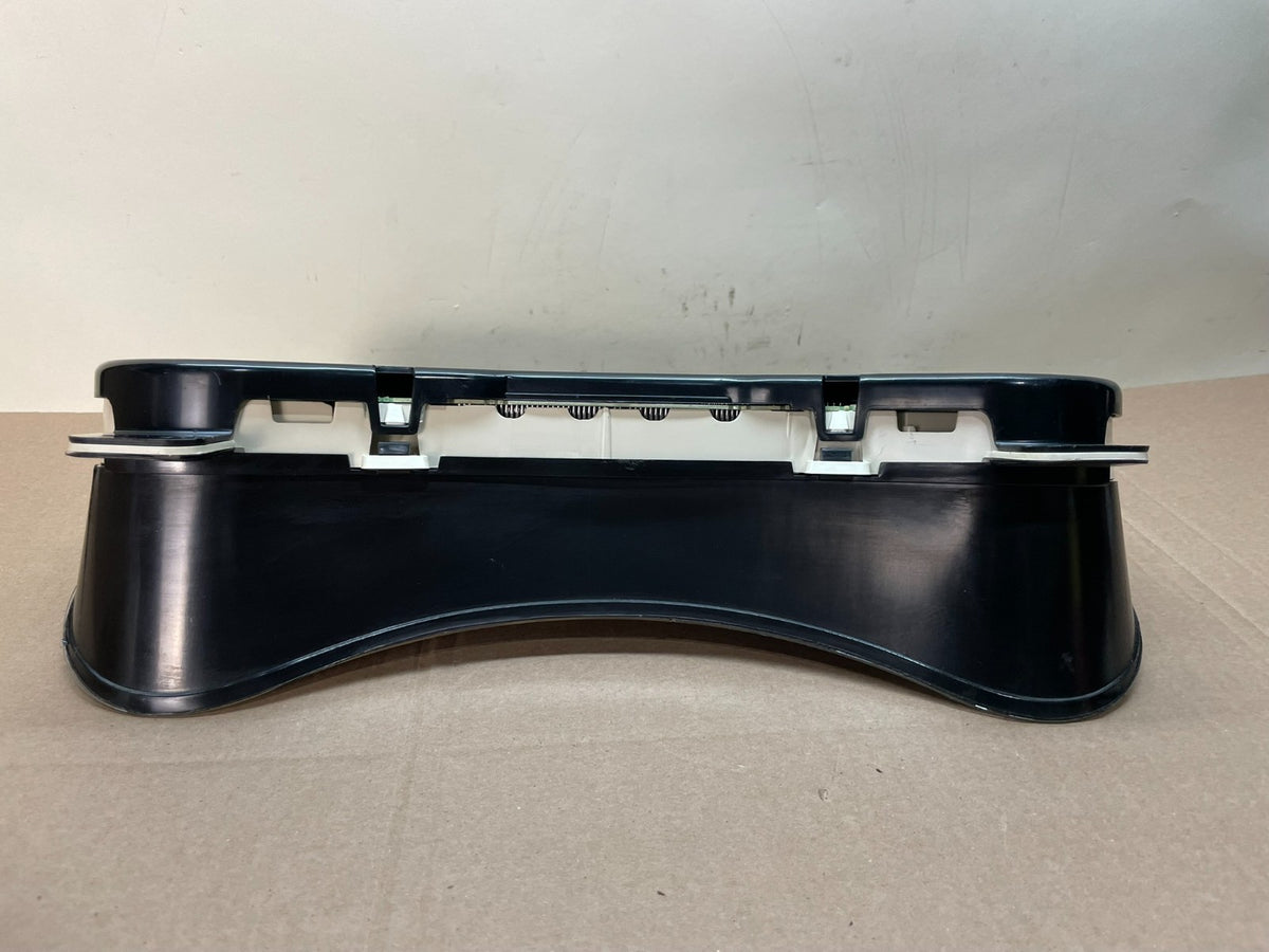 2002 - 2005 GMC Envoy Speedometer Cluster Gauge AJ0871 DW7