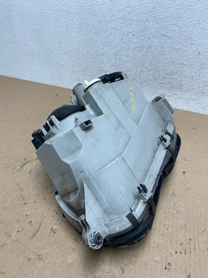 2005 to 2007 Mercedes-Benz C-Class Right Passenger Side Headlight AE8833 LK8