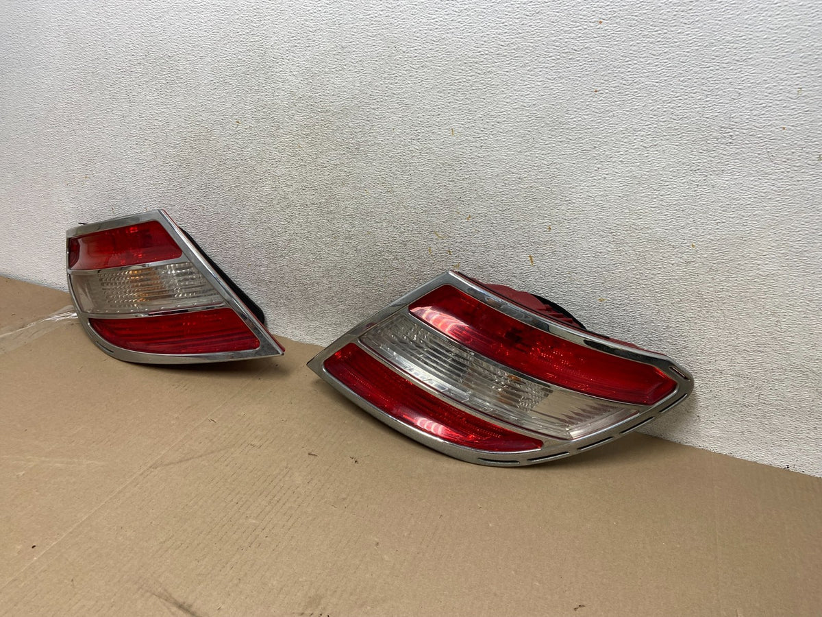 2008 2009 2010 2011 Mercedes C-Class Left+Right Side Tail Lights AH6676 DW2