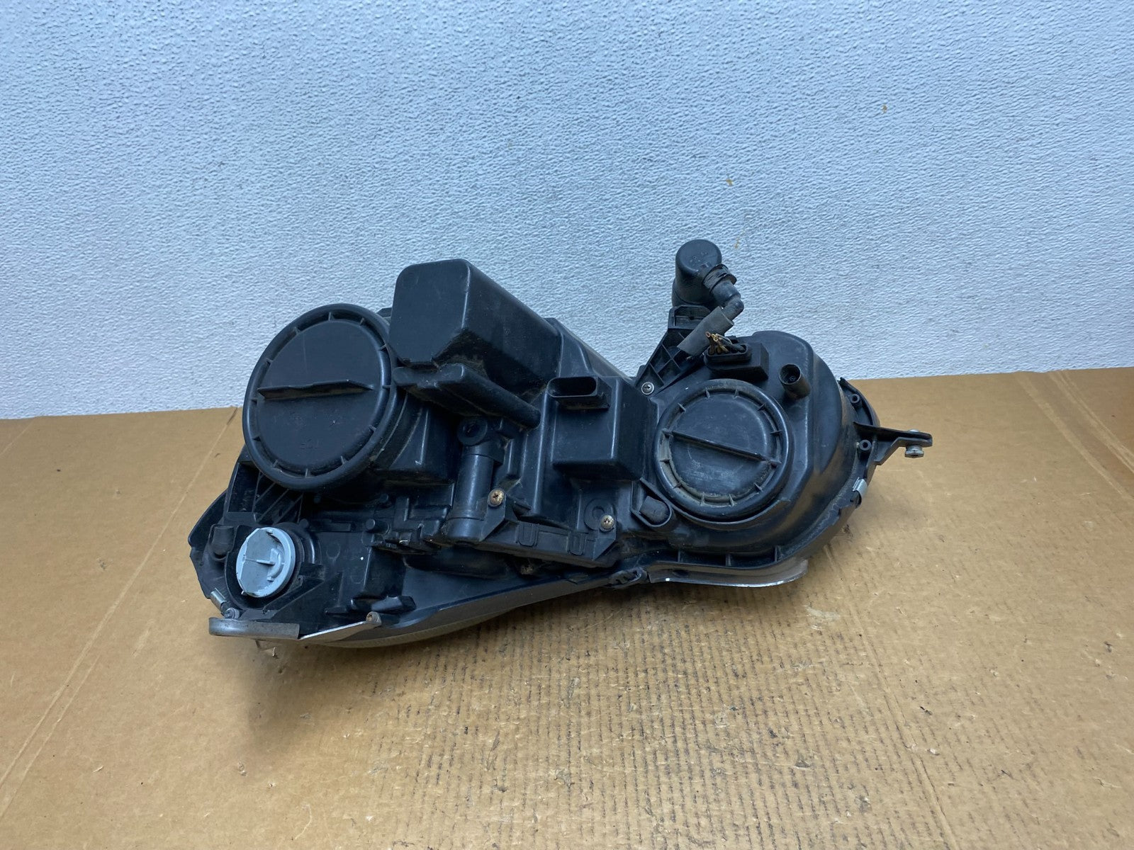 2007 2008 2009 Mercedes E Class Right Passenger RH Halogen Headlight AE1223 DW5