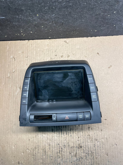 2004 to 2005 Toyota Prius Radio Stereo Receiver Screen Display U9426 DG0