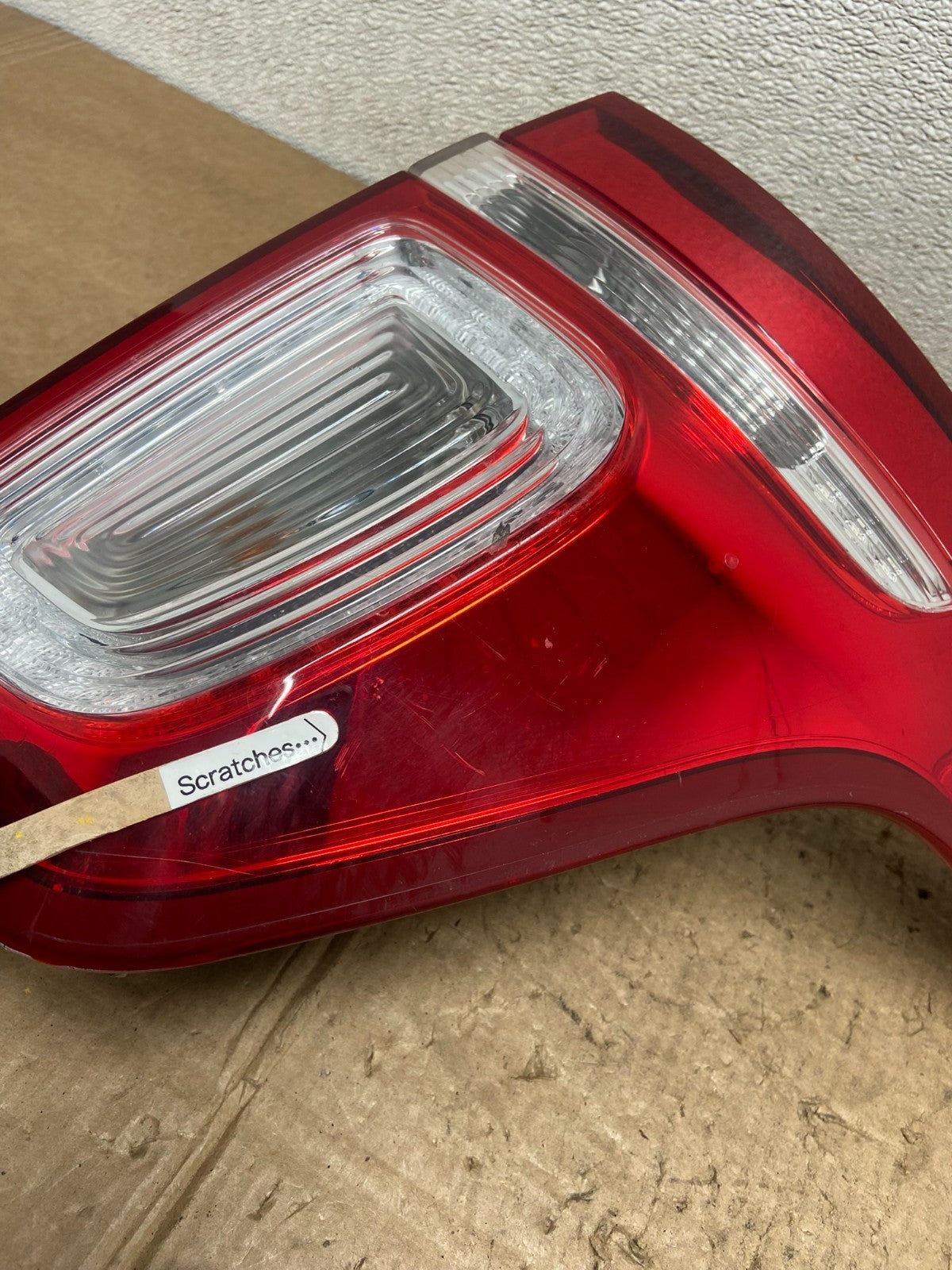 2011-2015 Ford Explorer Police Package Right Passenger Side Tail light Y6797 DW3