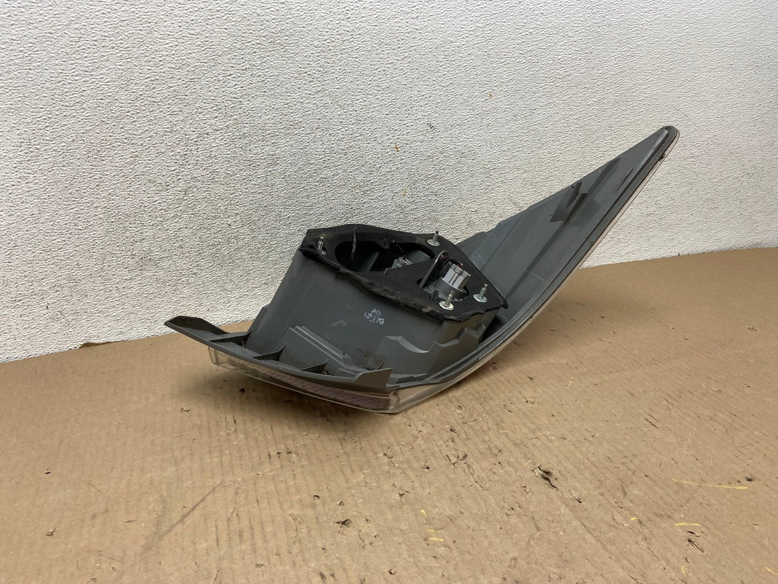 2008 to 2012 Honda Accord Sedan Tail light Right Passenger RH AG8055 LK5