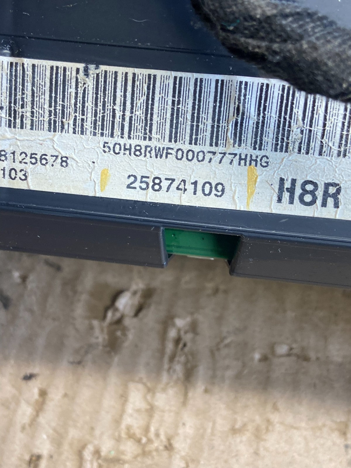 2008 to 2010 Chevrolet Express Speedometer Cluster Gauge AB9810 DG6