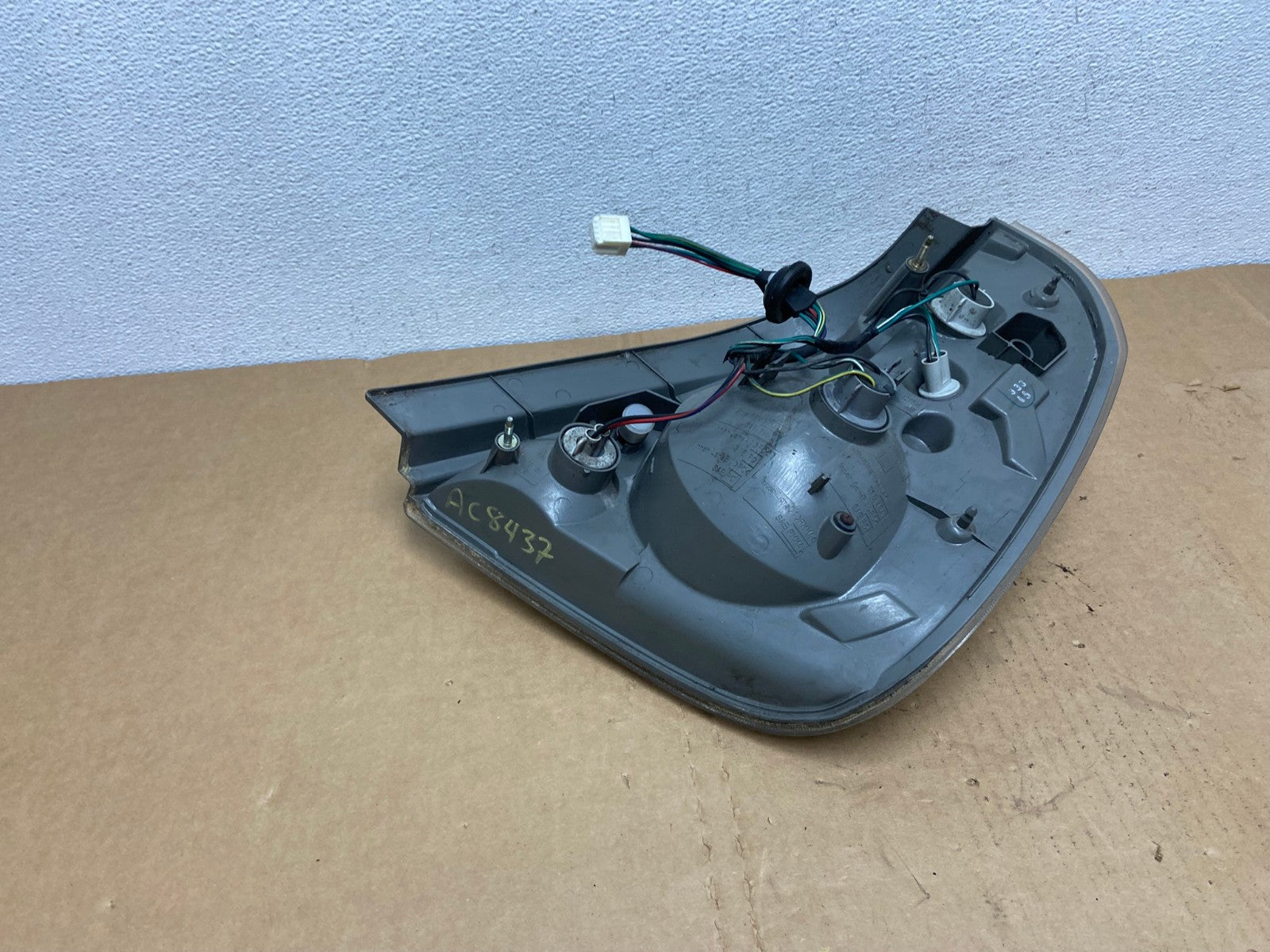 2005 to 2006 Nissan Altima Left Driver Side Tail Light AC8437 LK5