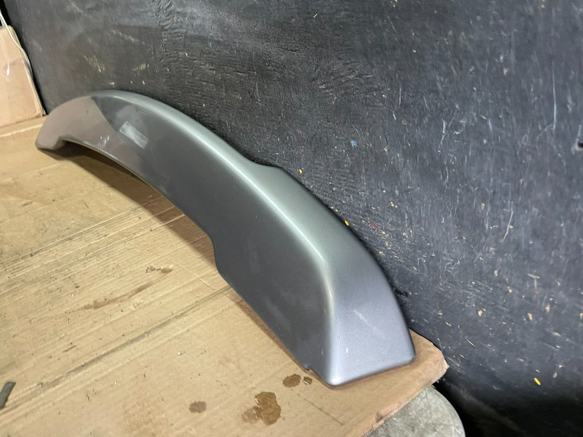 2008 to 2014 Land Rover LR2 Rear Trunk Tail Light Lift Gate Spoiler S6034 DG1