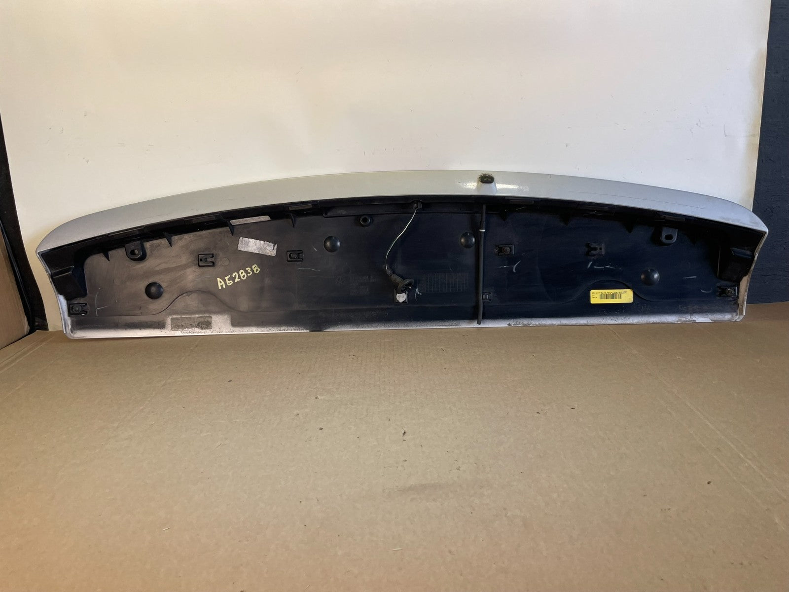 2011 to 2016 Chrysler Town & Country Rear Back Wing Spoiler AG2838 DW6