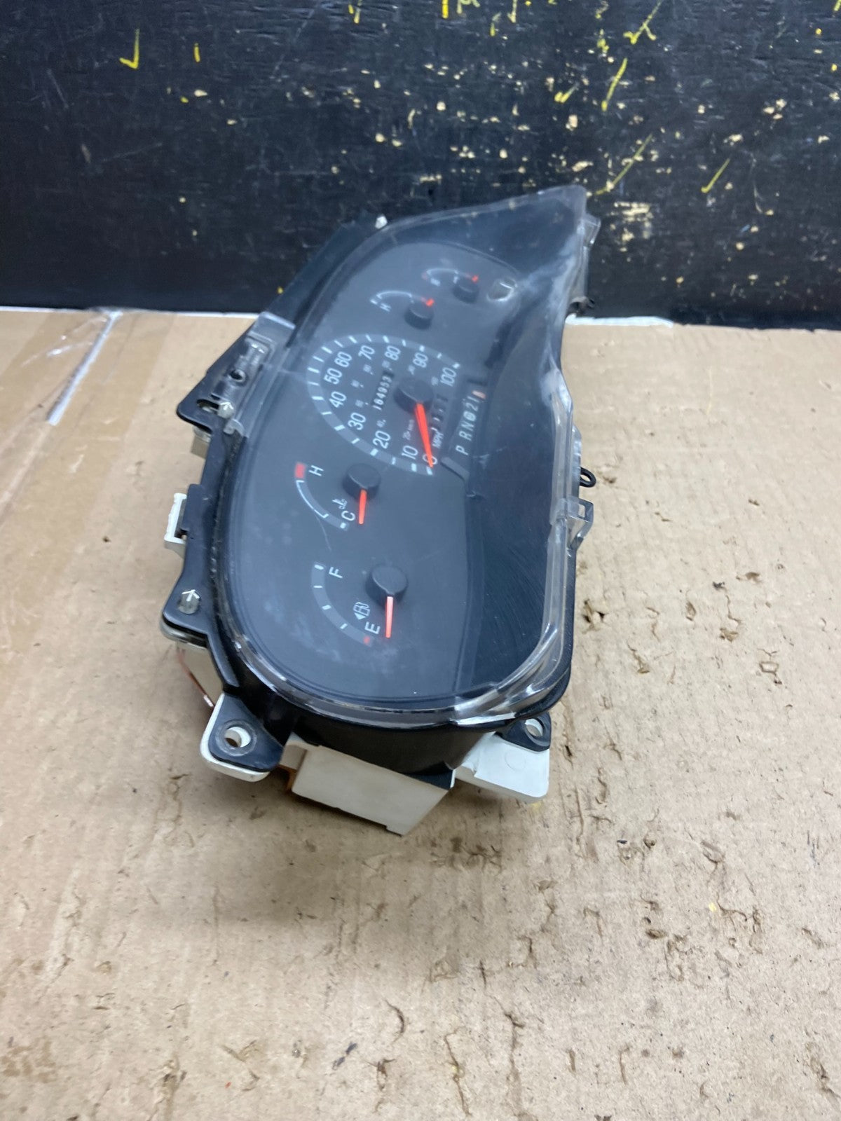 2001-2002 Ford Econoline E250 E350 Van Speedometer Instrument Cluster ab5535  DG3