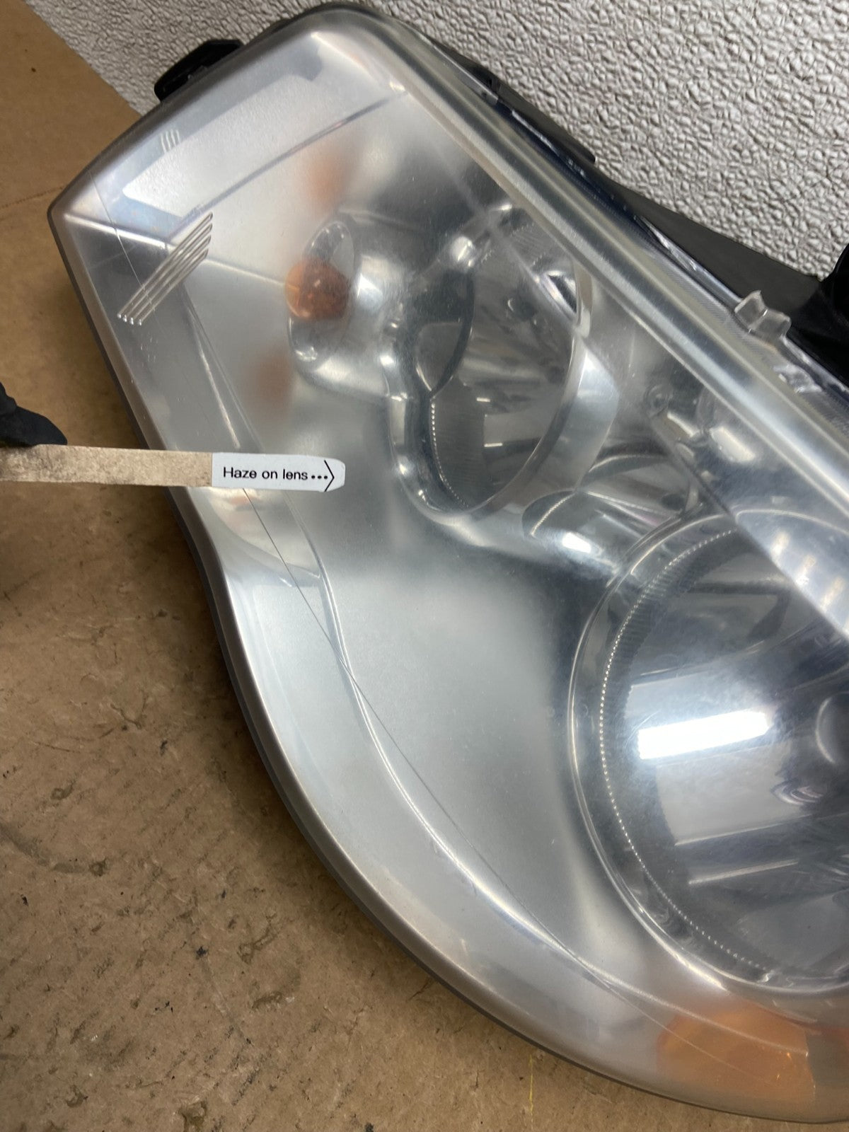 2008 to 2016 Chrysler Town and Country Left Driver Lh Side Headlight Z77533