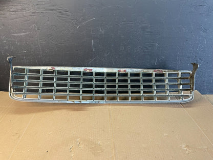 1994 1995 1996 Cadillac Deville Front Upper Grill Grille AC2204 DG4
