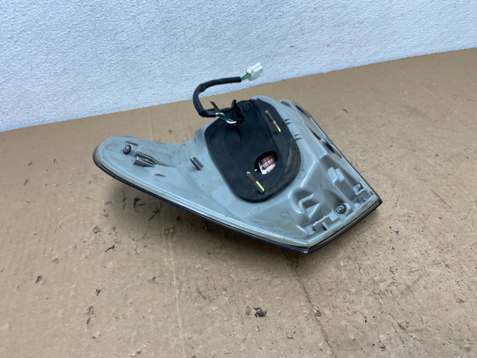 2006 to 2007 Lexus RX400H Left Driver LH Side Tail Light AC7222 DW5