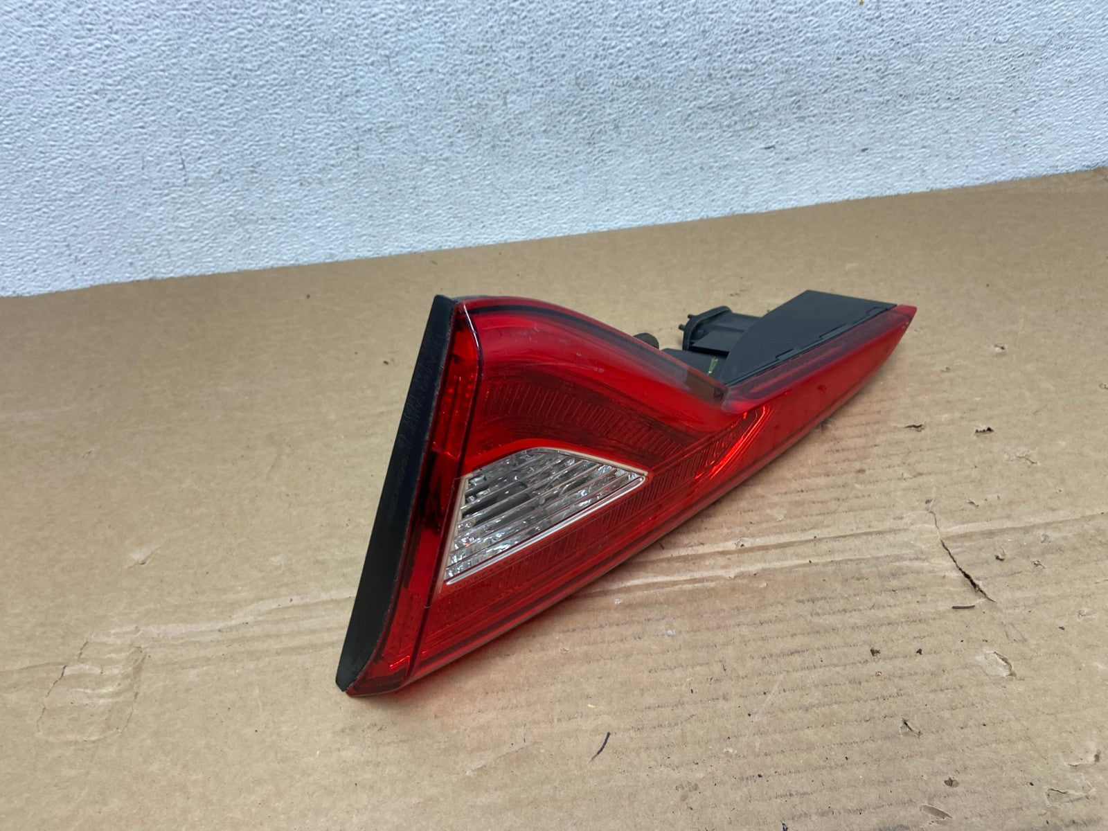 2015 2016 2017 Hyundai Sonata Right Passenger RH Inner Tail Light AD3837 LK2