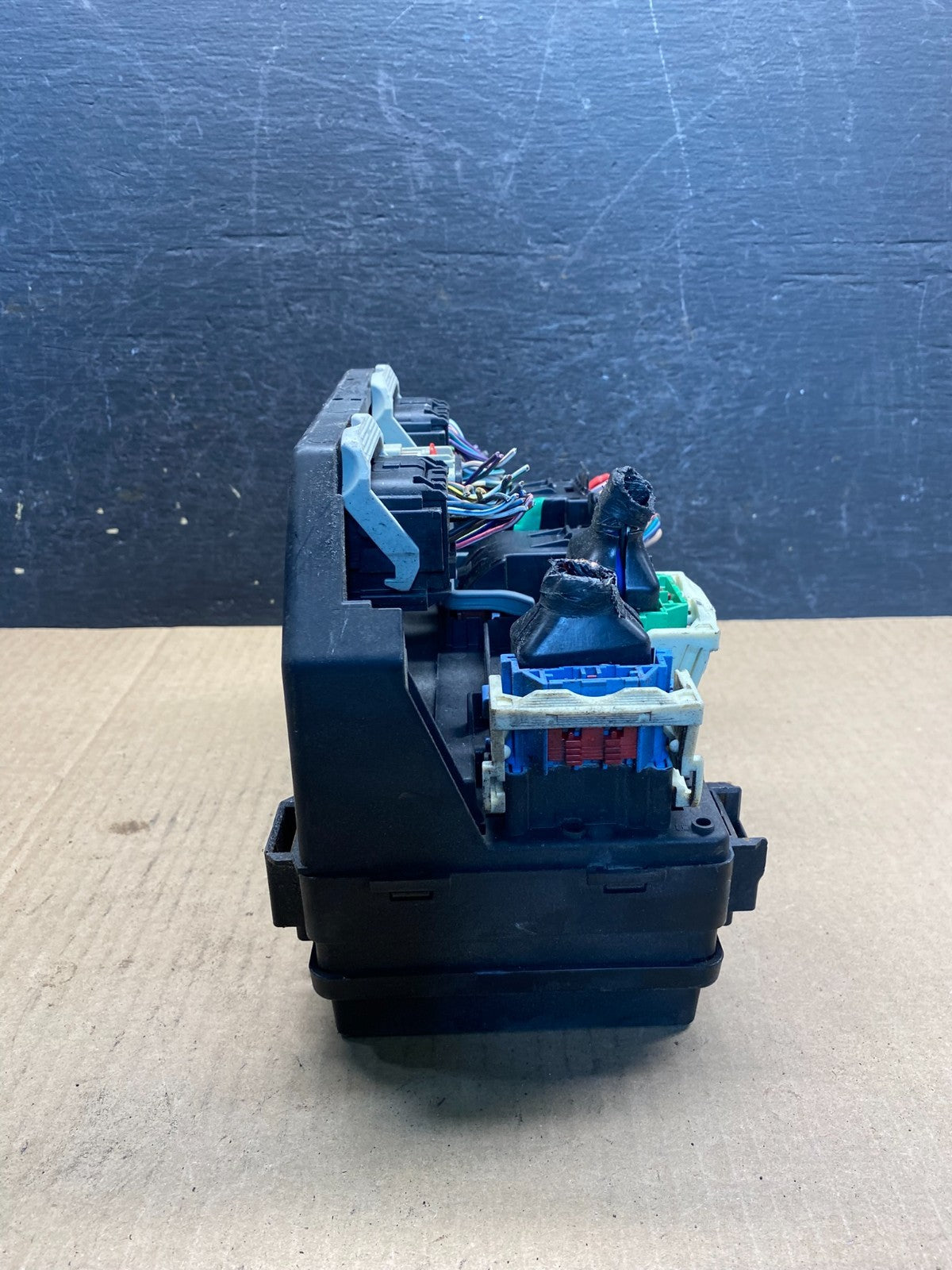 2012 Liberty Nitro TIPM Power Integrated Fuse Box Module AG9464 DW2