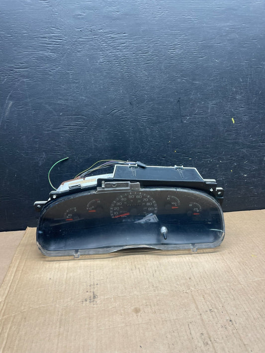 1997 to 2002 Ford Econoline E150 E250 E350 Speedometer Instrument Cluster M42990