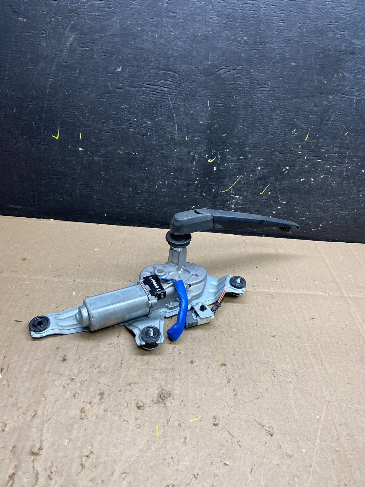 2010-2013 Kia Soul Rear Glass Windshield Wiper Motor U4742 DG3