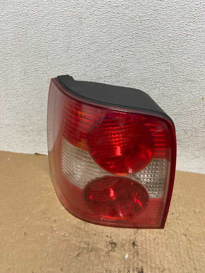 2000 to 2005 Volkswagen Passat B5 Wagon Left Driver Side Tail Light AF83570