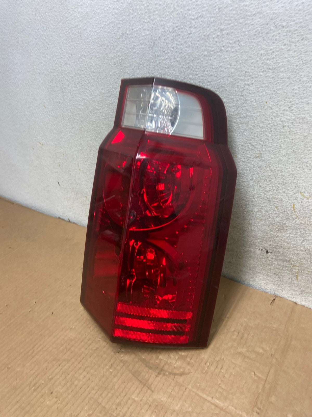 2006 to 2010 Jeep Commander Right Passenger Side Tail Light AI6991 LK1
