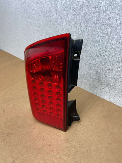 2004 to 2010 Infiniti Qx56 Left Driver LH Side Tail Light AE3136 LK1