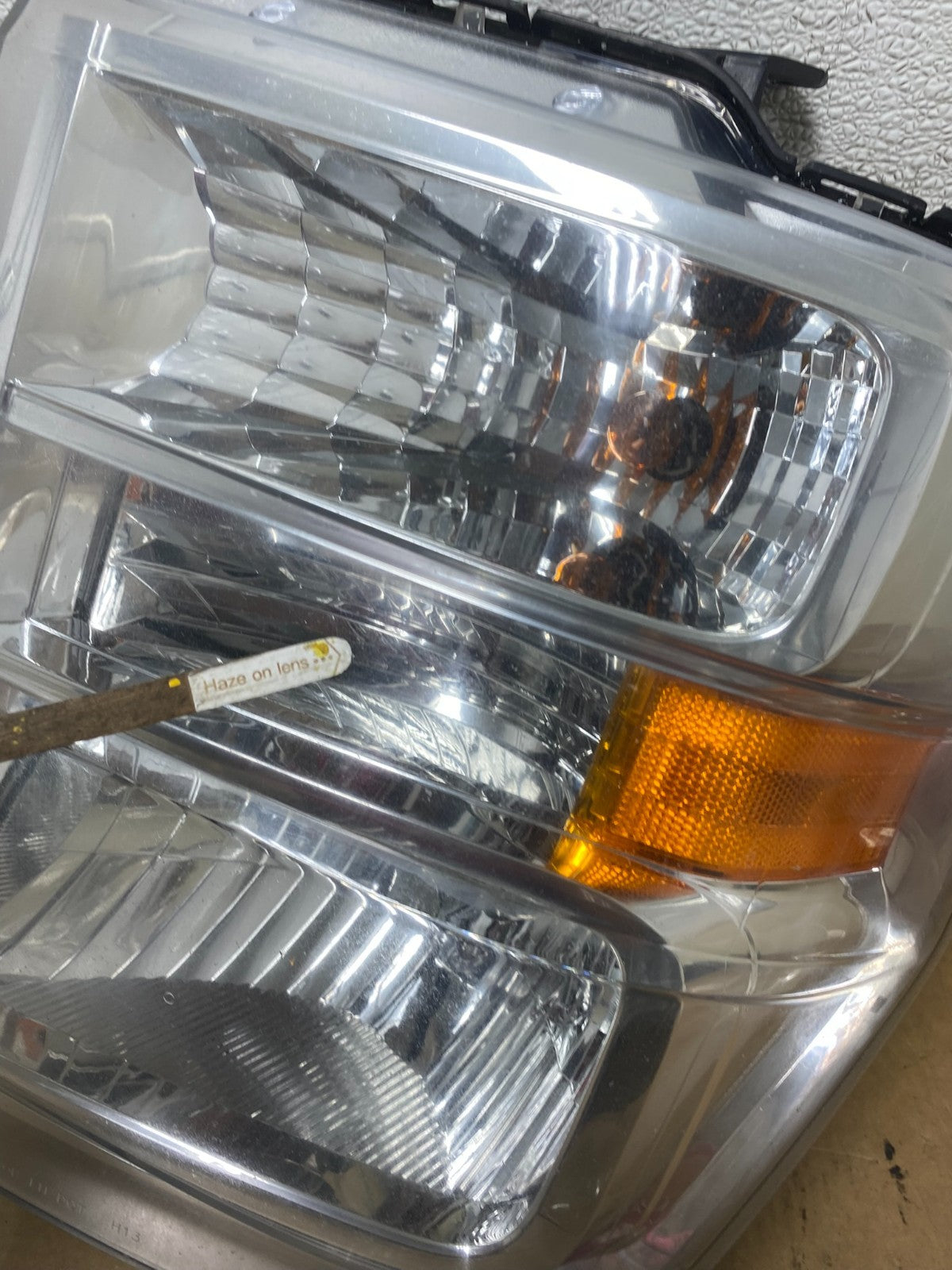 2008-2014 Ford Econoline E150 E250 E350 Left+Right Headlights U2763 DW9