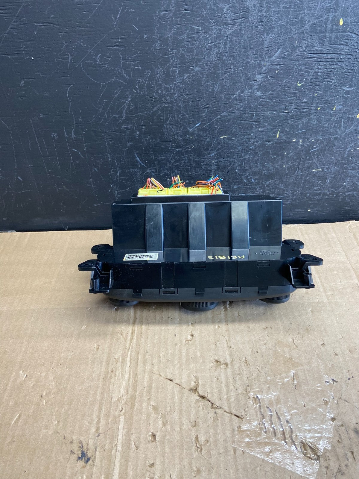 2006 - 2012 Kia Sedona AC Temperature Climate Control Switch AE1813 DG3