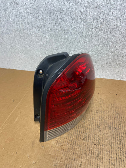 2005 to 2006 Hyundai Santa Fe Right Passenger Rh Side Tail Light AE1210 LK2