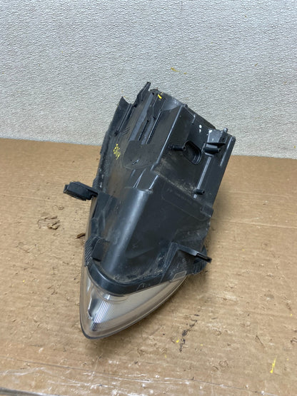 2005 to 2008 Audi A6 Left Driver Side Headlight Halogen Z3604 DW9