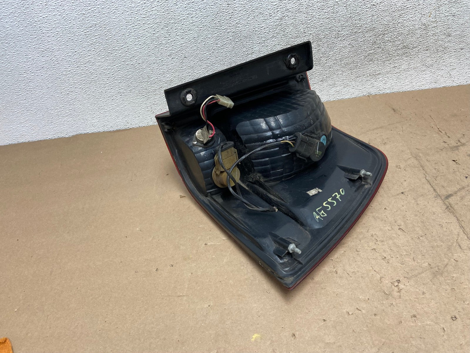 2003 2004 2005 2006 Ford Expedition Left Driver Lh Tail light AG5570 LK5