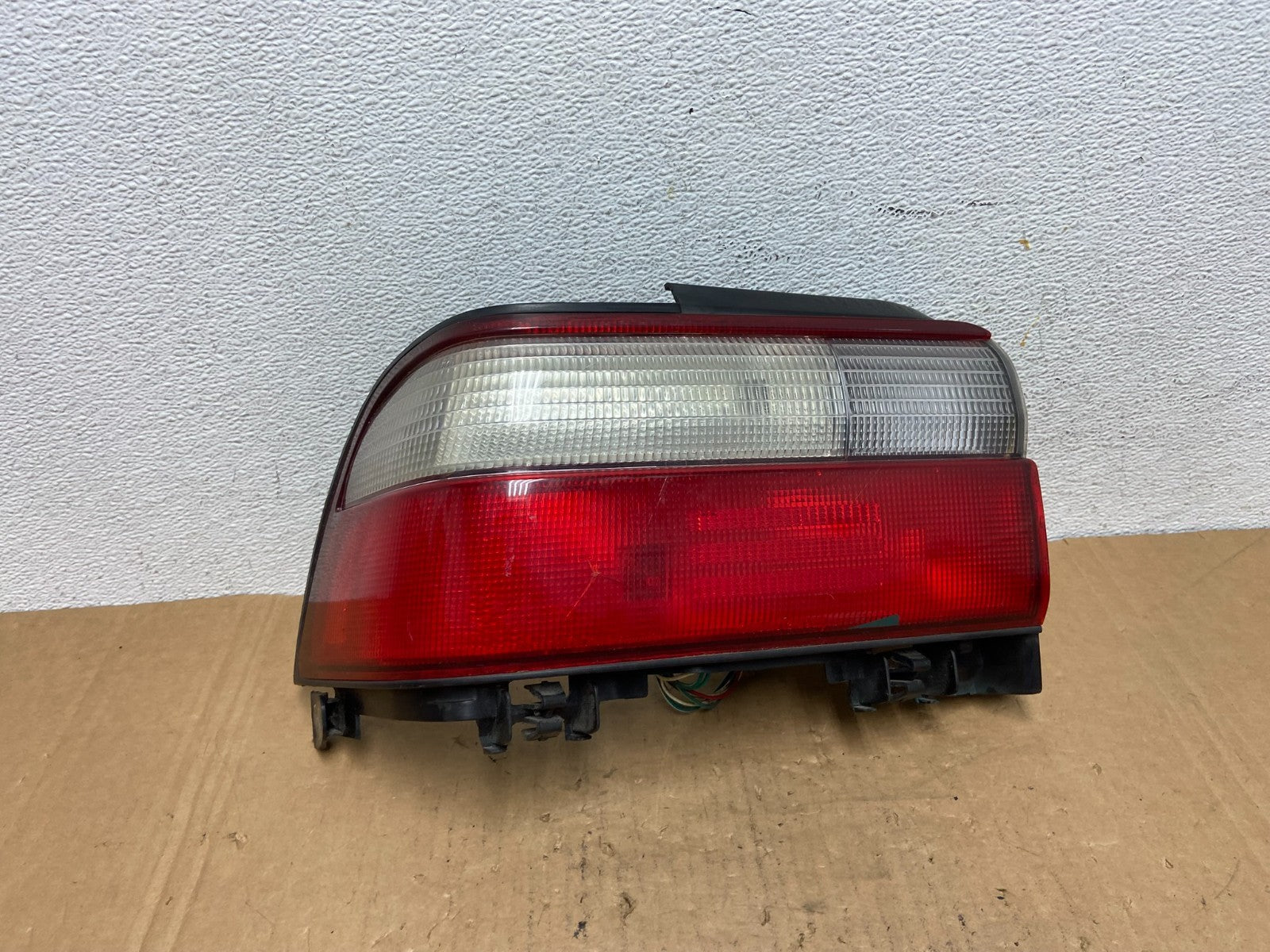 1996 to 1997 Toyota Corolla Left Driver Lh Side Tail Light AD3157 DG0