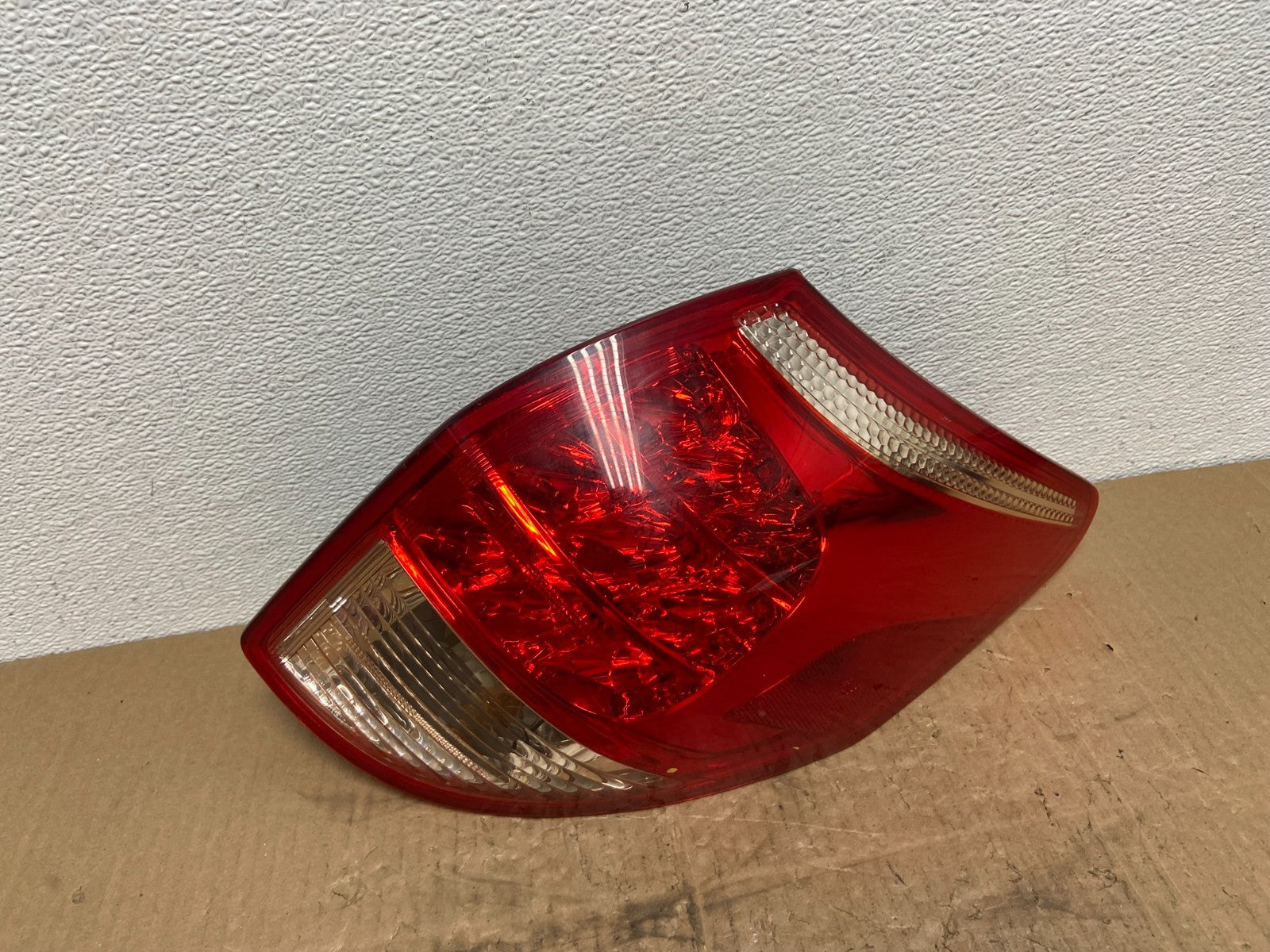 2006 2007 2008 Toyota Rav4 Right Passenger RH Side Tail Light OEM AB8460 DW0