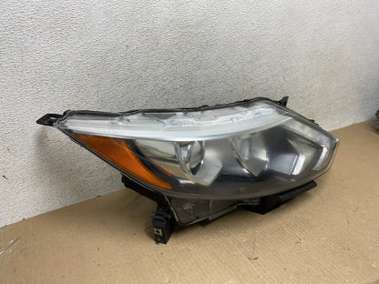 2017 to 2019 Nissan Rogue Sport Right Passenger Side Headlight AH6756 PS1
