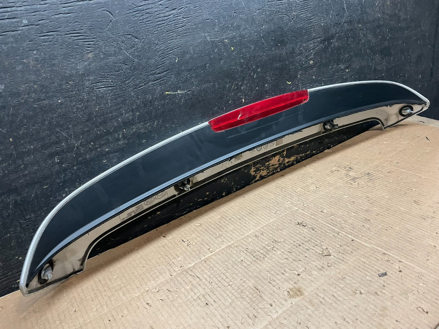 2012 to 2015 Hyundai Accent Trunk Lid Hatch 3rd Brake Light Spoiler y2057 DG8