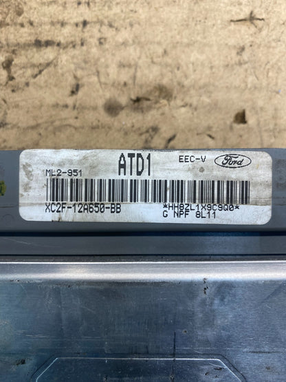 1999 Ford Van E150 4.2L Engine Control Module ECM xc2f-12a650-bb AB7337 DG2