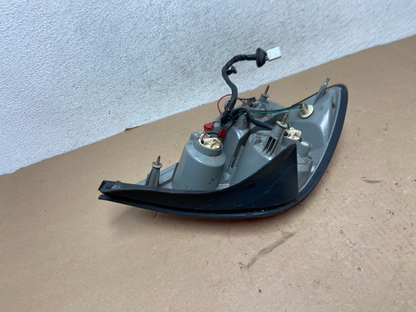 2003 2004 Hyundai Tiburon Coupe Right Passenger Rh Side Tail Light AG40753