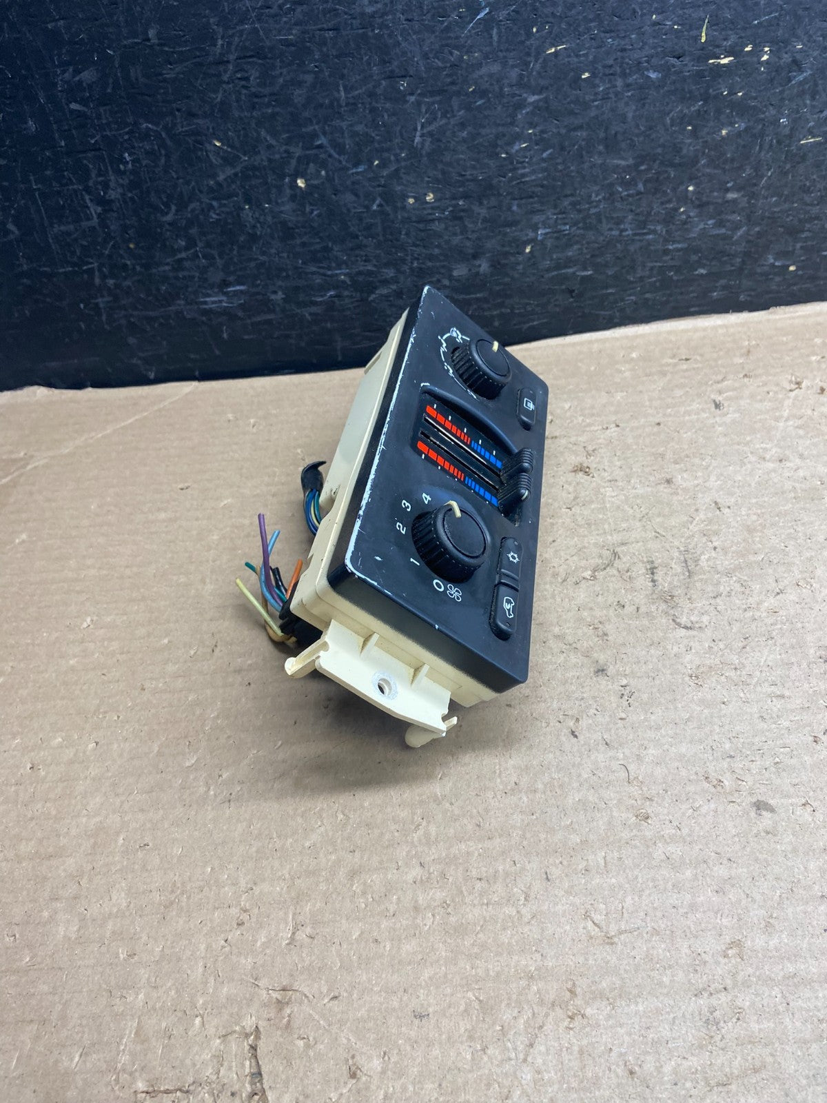 2003 to 2006 Chevrolet Silverado HVAC Heater Climate Control Module AH5402 DG1