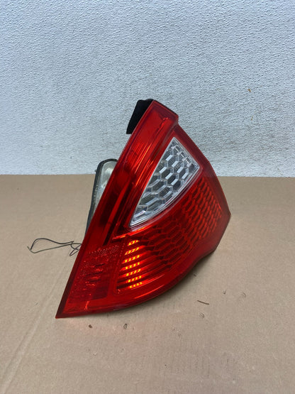 2010 2011 2012 Ford Fusion Left Driver LH Side Tail Light AG6605 DW2